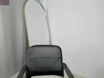 LailaRouse  live sex cam