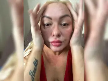 Milfaru  live sex cam