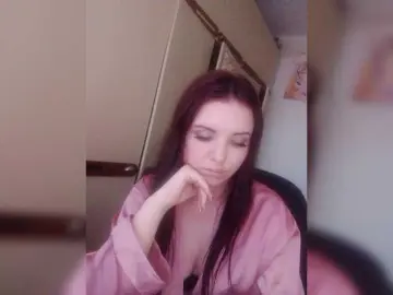 Mira-5a  live sex cam