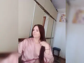 Mira-5a  live sex cam