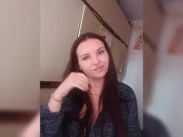 Mira-5a  live sex cam