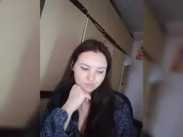 Mira-5a  live sex cam