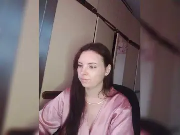 Mira-5a  live sex cam