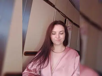 Mira-5a  live sex cam