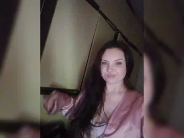 Mira-5a  live sex cam