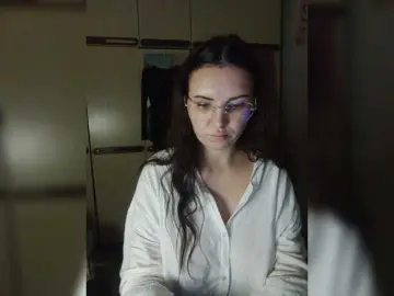 Mira-5a  live sex cam