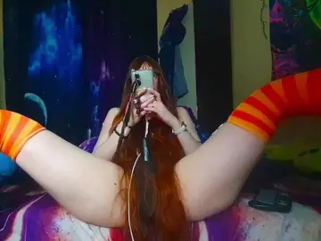 Misssunra  live sex cam