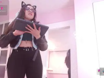 Nezzukoo  live sex cam