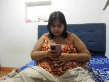 SusanaEshwar  live sex cam