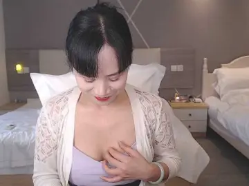 Luvlily666  live sex cam