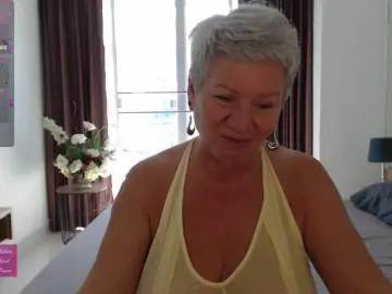 Roxana-brooks  live sex cam