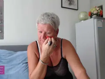 Roxana-brooks  live sex cam