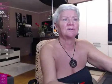 Roxana-brooks  live sex cam