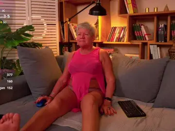 Roxana-brooks  live sex cam
