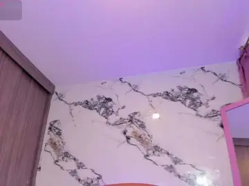 AnnaRoss  live sex cam