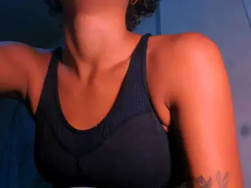 Bad-girl-xxx  live sex cam