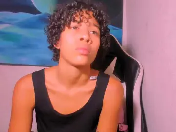 Bad-girl-xxx  live sex cam