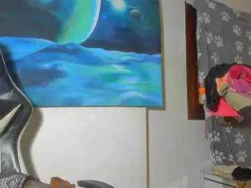 Bad-girl-xxx  live sex cam