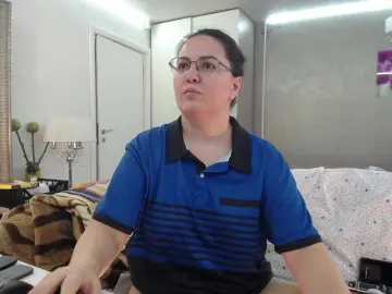 ILoveToFeelU  live sex cam