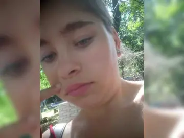 Mamamsi4  live sex cam