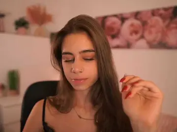 OliviaMoretti  live sex cam