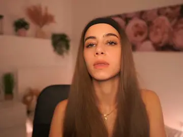 OliviaMoretti  live sex cam
