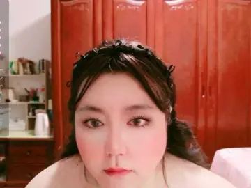 Nanasmile  live sex cam