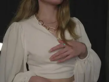 Sweetari  live sex cam