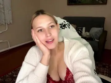 Alyonacuttie  live sex cam