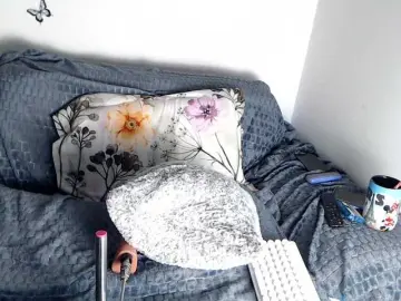 RebeFucksonn  live sex cam