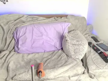 RebeFucksonn  live sex cam