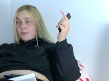 RebeFucksonn  live sex cam