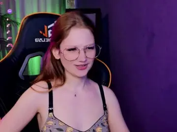 Your-lilith  live sex cam