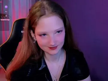 Your-lilith  live sex cam