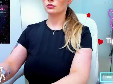 Anyarosses  live sex cam