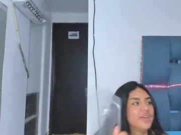 Madelinsquit  live sex cam