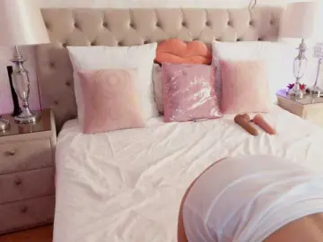 AnnaKarina  live sex cam