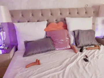 AnnaKarina  live sex cam