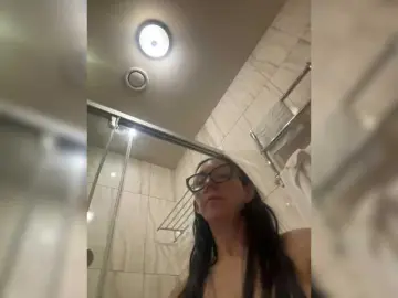 Janochka666  live sex cam