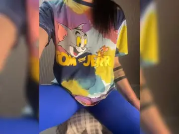 KarolinaMilf  live sex cam