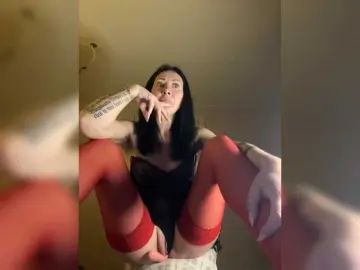 KarolinaMilf  live sex cam