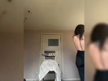 KarolinaMilf  live sex cam