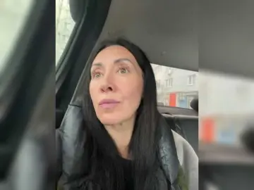 KarolinaMilf  live sex cam