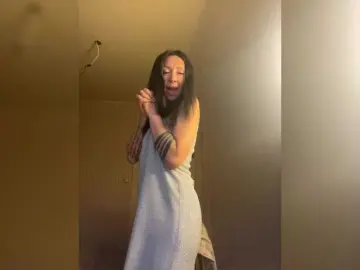 KarolinaMilf  live sex cam