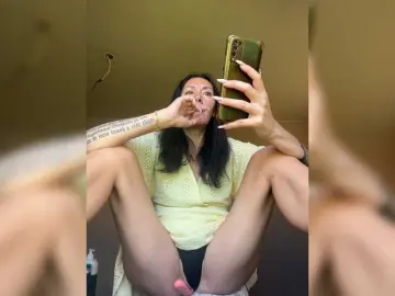 KarolinaMilf  live sex cam