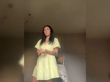 KarolinaMilf  live sex cam