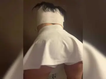 KarolinaMilf  live sex cam