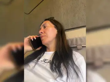 KarolinaMilf  live sex cam