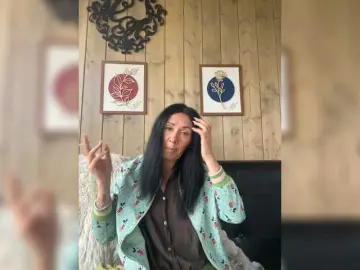KarolinaMilf  live sex cam