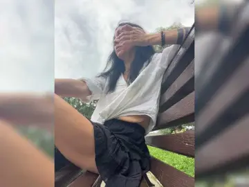 KarolinaMilf  live sex cam